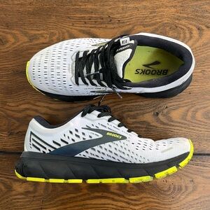 Brooks Ghost 13